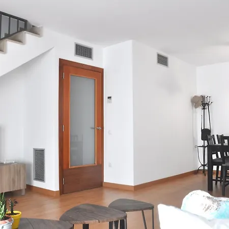 Duplex En Delta De L'ebre Con Dos Terrazas Y Balcon Deltebre